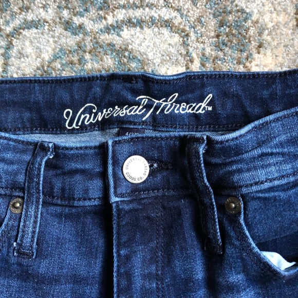 Universal Thread (Target) - Picture 3 of 6